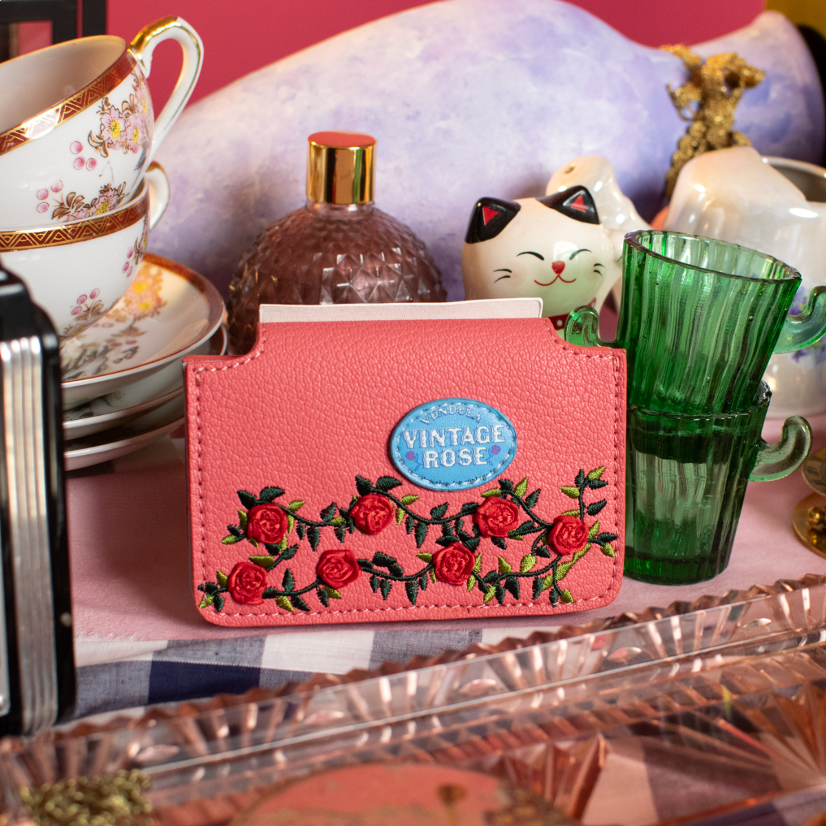 Vendula Vintage Rose Typewriter Accordion Card Wallet - Image 4
