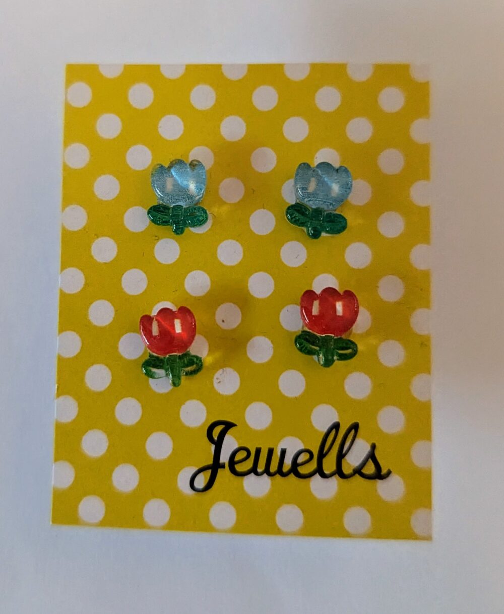 Pair of Tulip Flower Earrings - Image 3