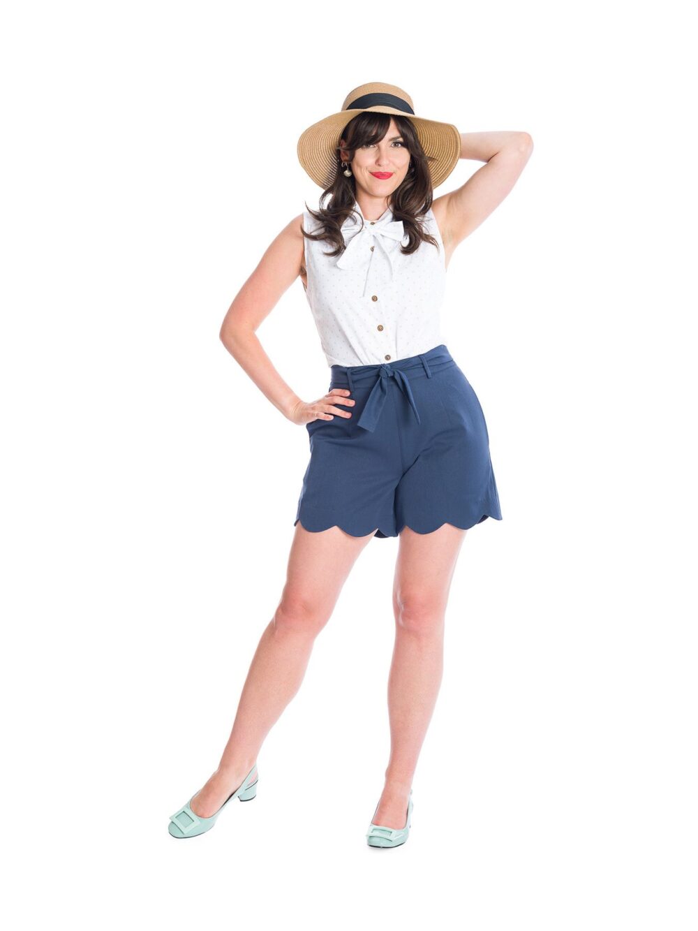 Retro Scallop Nautical shorts in Navy - Image 3