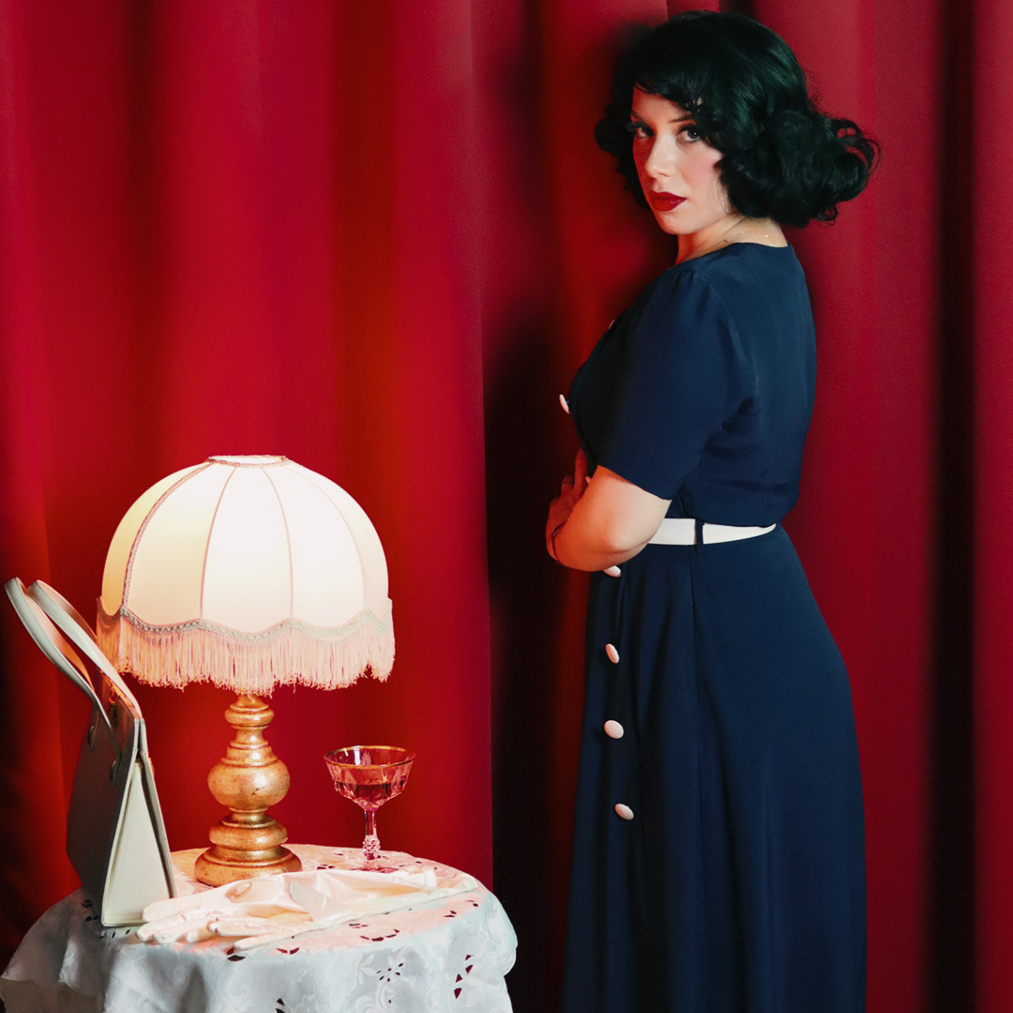 Olivia 1940’s dress in French navy - Image 4