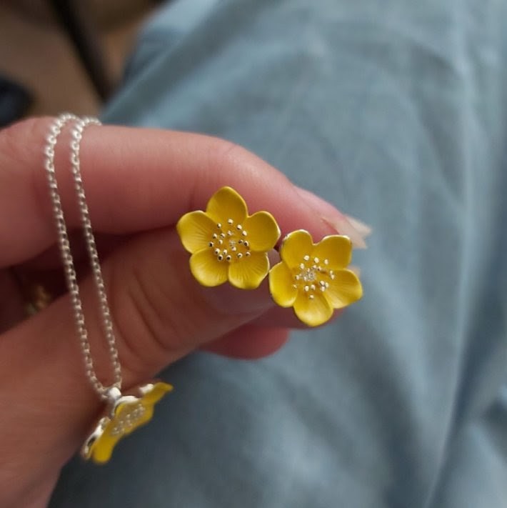 Buttercup Yellow Flower Post Stud Earrings by Alexander Thurlow - Image 4