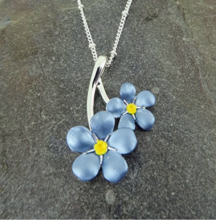 Forget Me Not Blue Flower Pendant Necklace