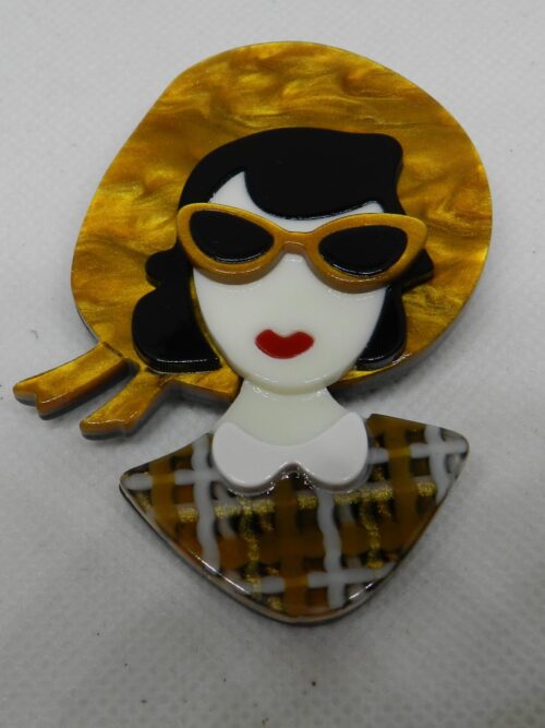 Vintage Lady in Brown Hat Retro Brooch