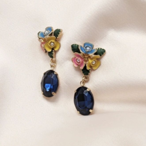 Floral drop earrings